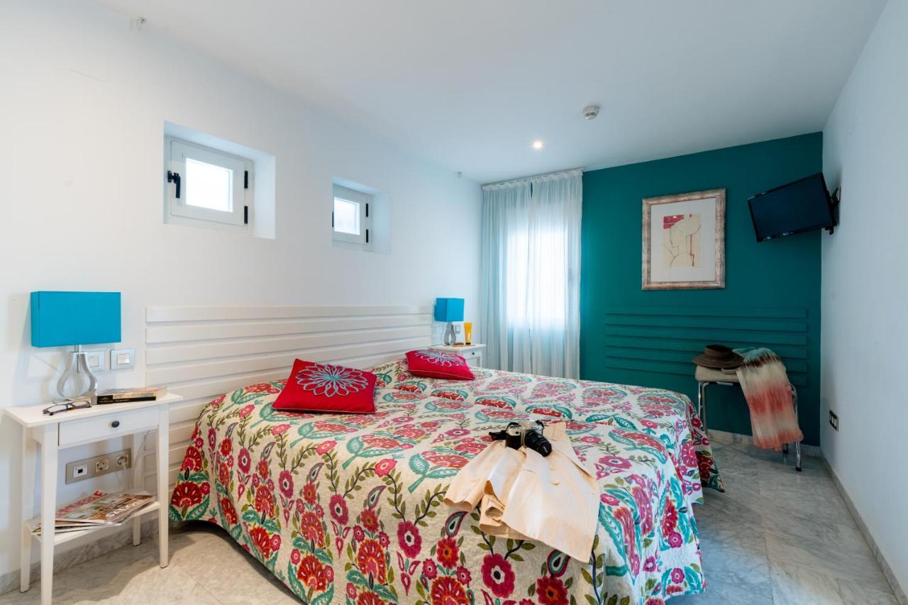 Sevilla Central Suites Apartamentos Puerta Jerez Eksteriør bilde
