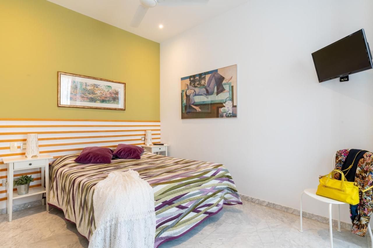 Sevilla Central Suites Apartamentos Puerta Jerez Eksteriør bilde