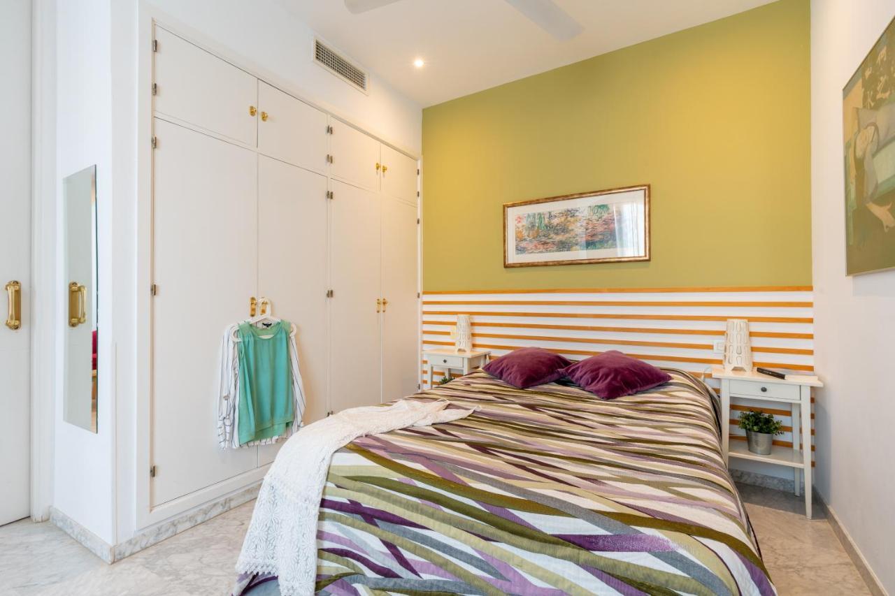Sevilla Central Suites Apartamentos Puerta Jerez Eksteriør bilde